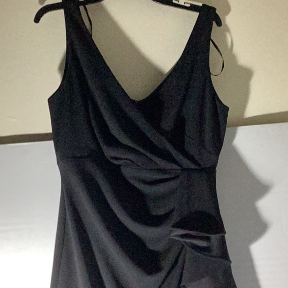 AQUA
Cascade Ruffle Gown - Exclusive - Picture 6 of 13